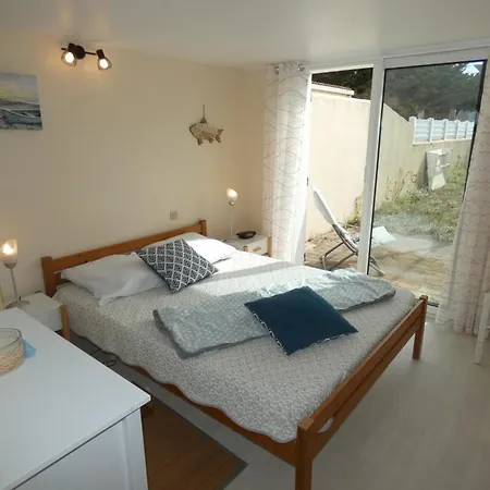 Hébergement de vacances Maison 45m² à 100m De La Avec Jardin, Wifi Et Parking - 5 Pers Max - Animaux Bienvenus - Fr-1-540-233 Notre-Dame-de-Monts