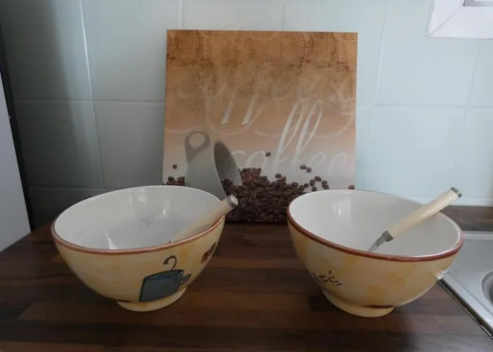 Hébergement de vacances Maison 45m² à 100m De La Avec Jardin, Wifi Et Parking - 5 Pers Max - Animaux Bienvenus - Fr-1-540-233